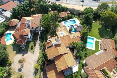 Casa à venda com 822m², 4 quartos e 6 vagas