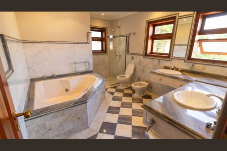 Casa à venda com 4 quartos, 822m² em Vila Faustina II, Valinhos