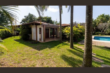 Casa à venda com 822m², 4 quartos e 6 vagas