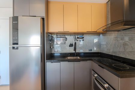 Cozinha de apartamento para alugar com 2 quartos, 45m² em Bela Vista, São Paulo