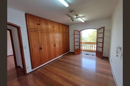 Casa à venda com 404m², 4 quartos e 6 vagas