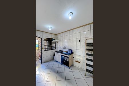 Cozinha de casa para alugar com 2 quartos, 110m² em Vila Oratorio, São Paulo