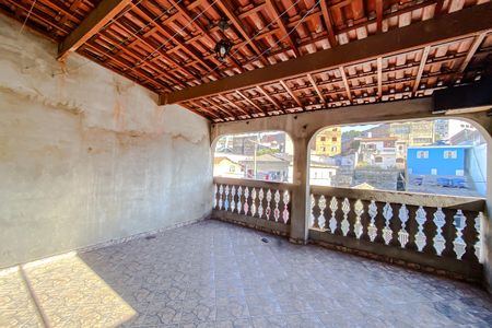 Área externa de casa para alugar com 2 quartos, 110m² em Vila Oratorio, São Paulo