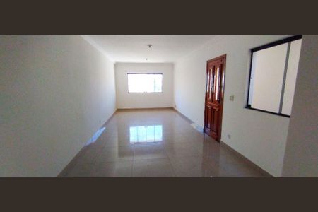 Casa à venda com 3 quartos, 160m² em Cidade São Francisco, São Paulo