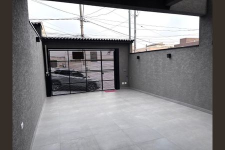 Casa à venda com 152m², 3 quartos e 4 vagas
