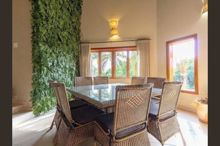 Casa à venda com 392m², 3 quartos e 10 vagas