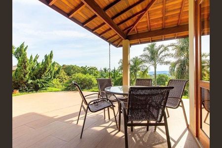 Casa à venda com 392m², 3 quartos e 10 vagas
