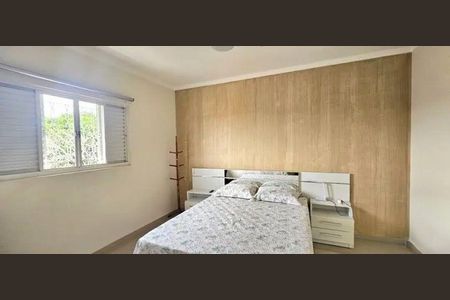 Casa à venda com 211m², 3 quartos e 4 vagas