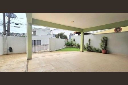 Casa à venda com 3 quartos, 211m² em Jardim Pinheiros, Valinhos