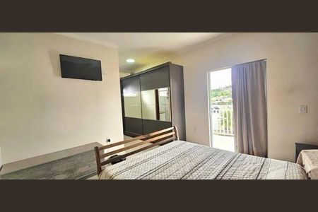 Casa à venda com 3 quartos, 211m² em Jardim Pinheiros, Valinhos