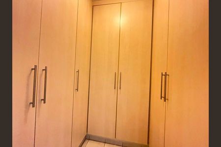 Casa à venda com 350m², 5 quartos e 3 vagas
