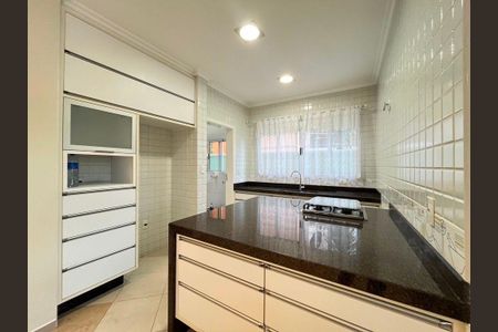 Casa à venda com 5 quartos, 350m² em Condominio Residencial Terras do Caribe, Valinhos