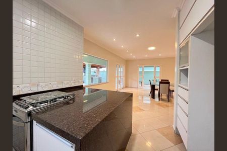 Casa à venda com 350m², 5 quartos e 3 vagas