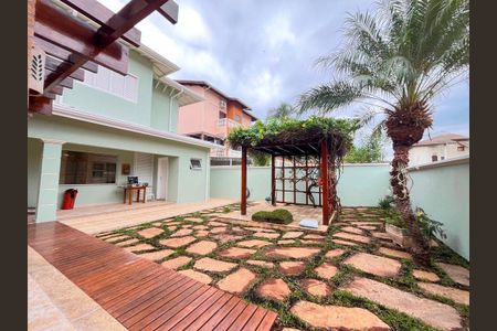 Casa à venda com 350m², 5 quartos e 3 vagas