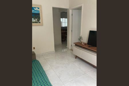 Casa à venda com 79m², 3 quartos e 3 vagas