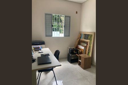 Casa à venda com 79m², 3 quartos e 3 vagas