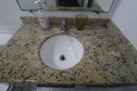 Apartamento para alugar com 100m², 3 quartos e 2 vagasBanheiro da Suíte