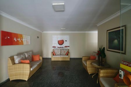 Apartamento para alugar com 100m², 3 quartos e 2 vagasHall de entrada