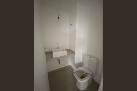 Banheiro de apartamento à venda com 3 quartos, 80m² em Butantã, São Paulo