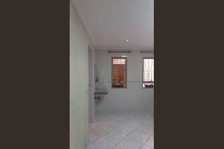 Casa à venda com 170m², 2 quartos e 2 vagas