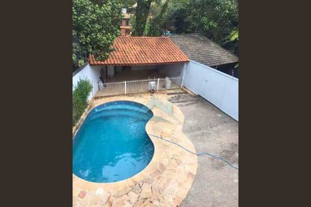 Casa à venda com 5 quartos, 400m² em Fazenda Morumbi, São Paulo