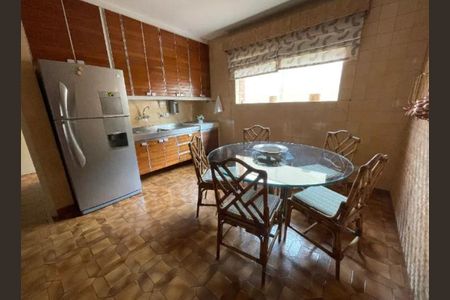 Casa para alugar com 4 quartos, 553m² em Vila Madalena, São Paulo