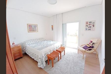 Casa à venda com 260m², 3 quartos e 4 vagas