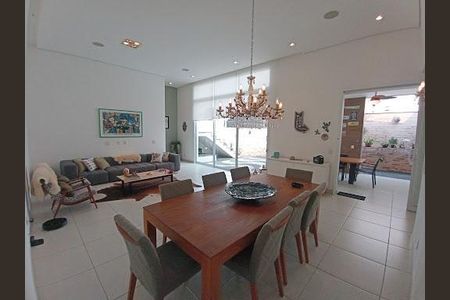 Casa à venda com 3 quartos, 260m² em Jardim Monte Verde, Valinhos