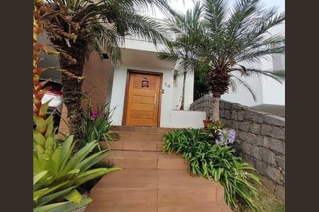 Casa à venda com 260m², 3 quartos e 4 vagas