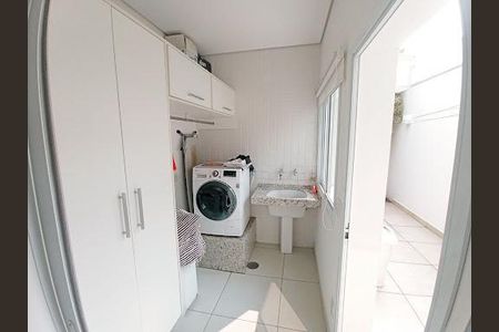 Casa à venda com 260m², 3 quartos e 4 vagas