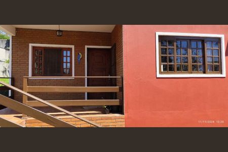 Casa à venda com 5 quartos, 960m² em Balneário São Francisco, Diadema
