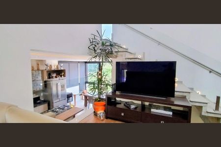 Casa à venda com 338m², 3 quartos e 4 vagas
