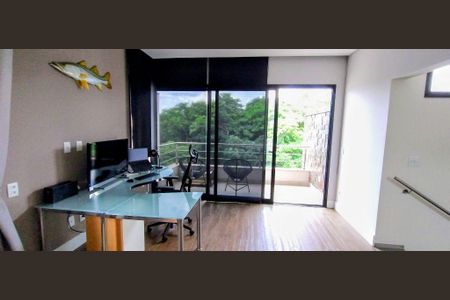 Casa à venda com 338m², 3 quartos e 4 vagas
