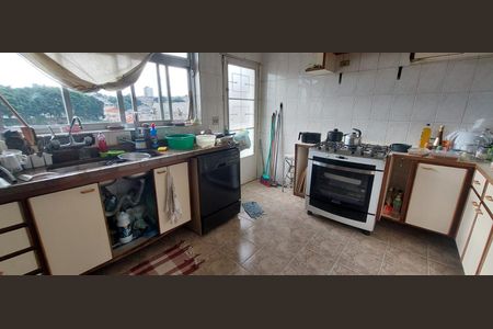 Casa para alugar com 3 quartos, 300m² em Jardim Monjolo, São Paulo