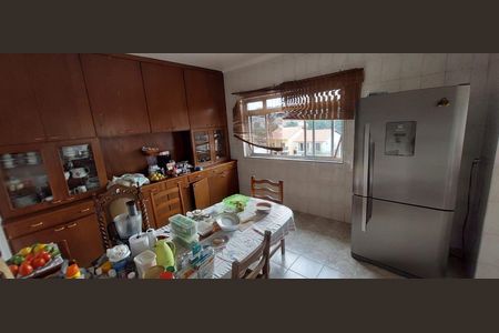 Casa para alugar com 3 quartos, 300m² em Jardim Monjolo, São Paulo