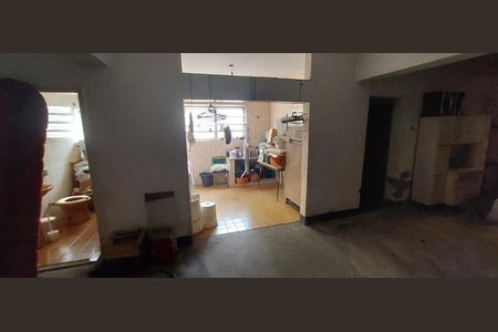 Casa para alugar com 300m², 3 quartos e 8 vagas