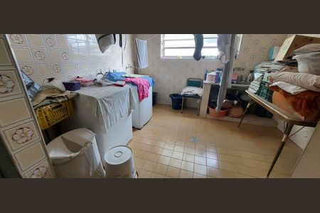 Casa para alugar com 3 quartos, 300m² em Jardim Monjolo, São Paulo