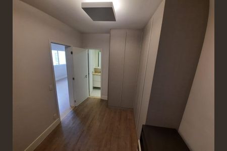 Apartamento para alugar com 94m², 2 quartos e 3 vagas