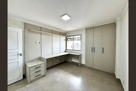 Apartamento à venda com 3 quartos, 260m² em Cambuí, Campinas