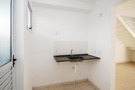 Casa de condomínio para alugar com 57m², 2 quartos e 1 vaga Casa de condomínio para alugar com 57m², 2 quartos e 1 vagaCozinha