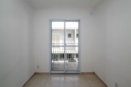 Casa de condomínio para alugar com 57m², 2 quartos e 1 vaga Casa de condomínio para alugar com 57m², 2 quartos e 1 vagaQuarto 1
