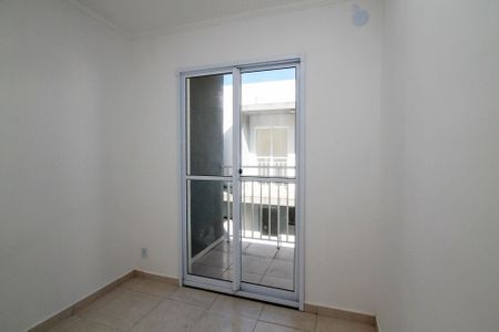 Quarto 1 de casa de condomínio para alugar com 2 quartos, 57m² em Jardim Sandra, Cotia