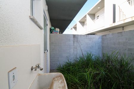 Casa de condomínio para alugar com 57m², 2 quartos e 1 vaga Casa de condomínio para alugar com 57m², 2 quartos e 1 vagaQuintal