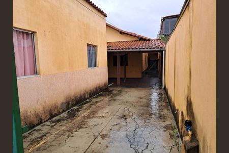 Casa à venda com 180m², 5 quartos e 3 vagas