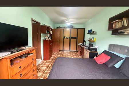Casa à venda com 106m², 3 quartos e 3 vagas