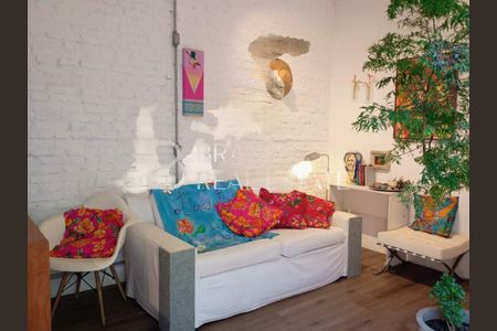 Casa à venda com 3 quartos, 117m² em Campo Belo, São Paulo
