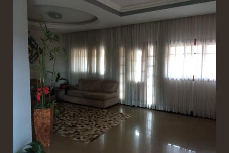 Casa à venda com 360m², 4 quartos e 3 vagas