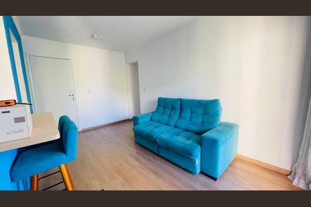 Sala de apartamento para alugar com 2 quartos, 57m² em Parque Rincao, Cotia