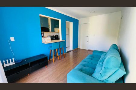 Sala de apartamento para alugar com 2 quartos, 57m² em Parque Rincao, Cotia