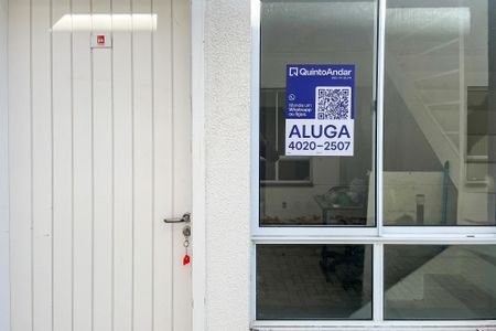 Casa de condomínio para alugar com 75m², 2 quartos e sem vagaPlaca